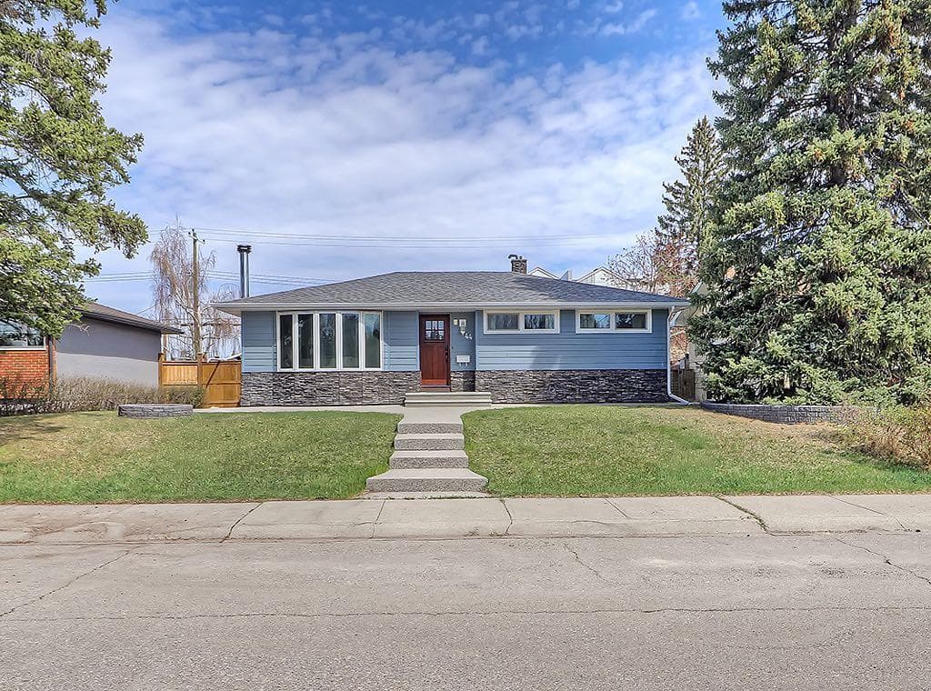 44 Granlea Place SW, Calgary