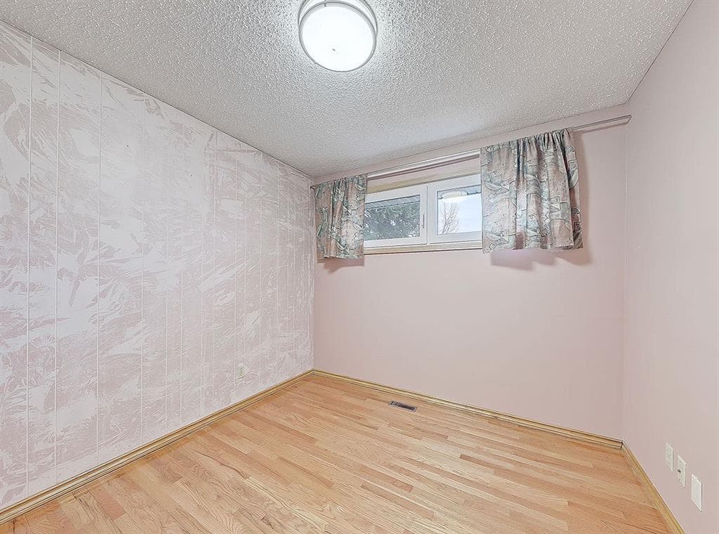 44 Granlea Place SW, Calgary — Photo 15